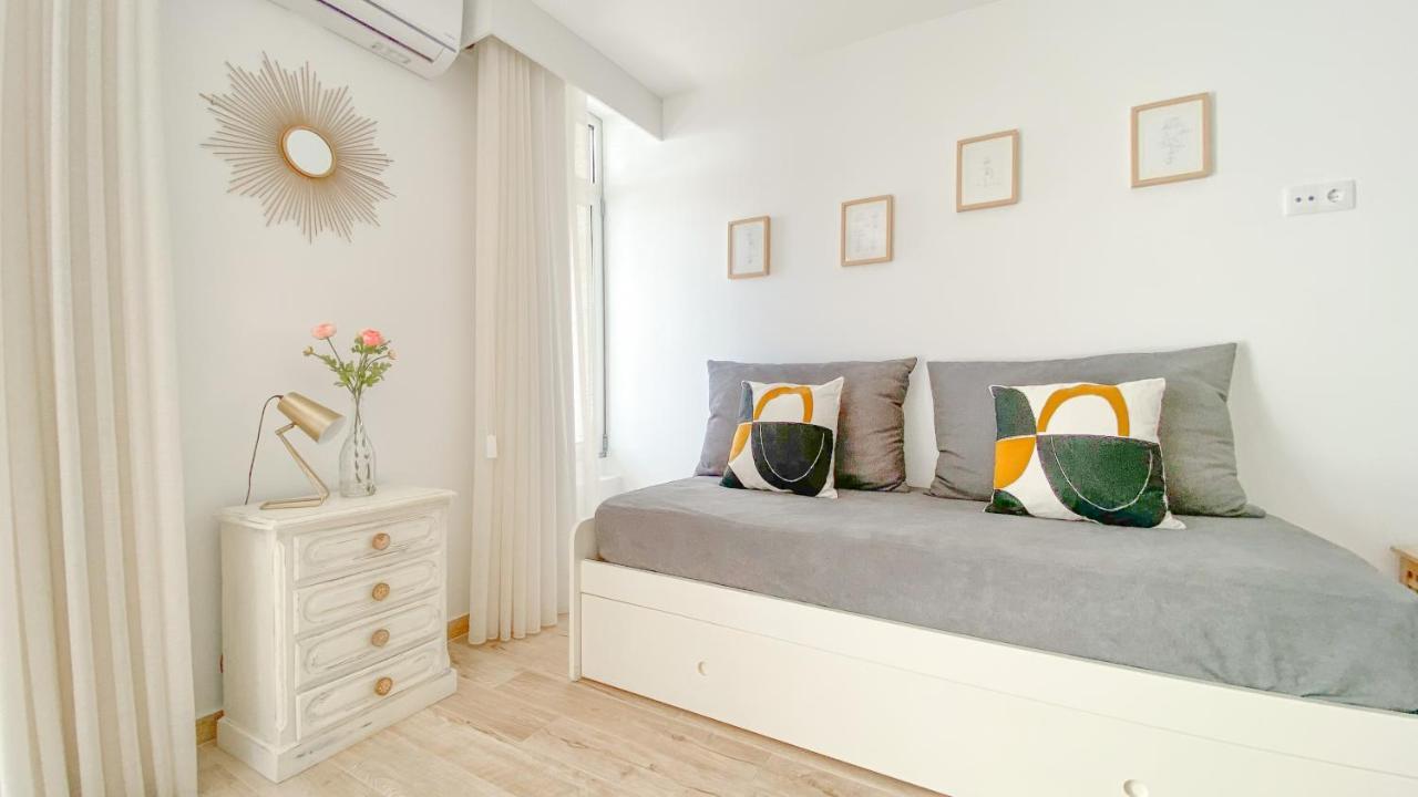 Magnifico Apartamento A 35M Da Praia - Apart. Isa อัลบูเฟรา ภายนอก รูปภาพ